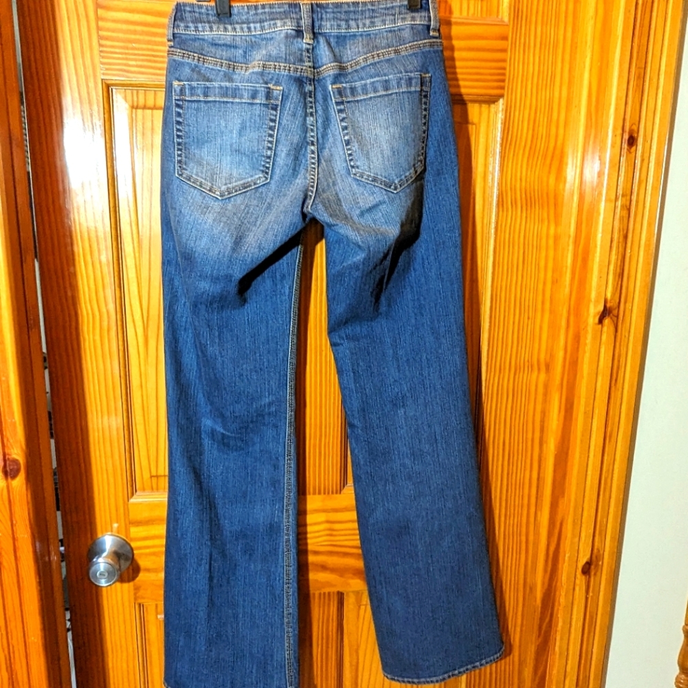 🆕 NEW York &Co Flare jeans, sz 2, NEW with tags